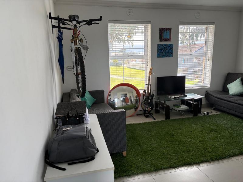 2 Bedroom Property for Sale in Ottery Western Cape